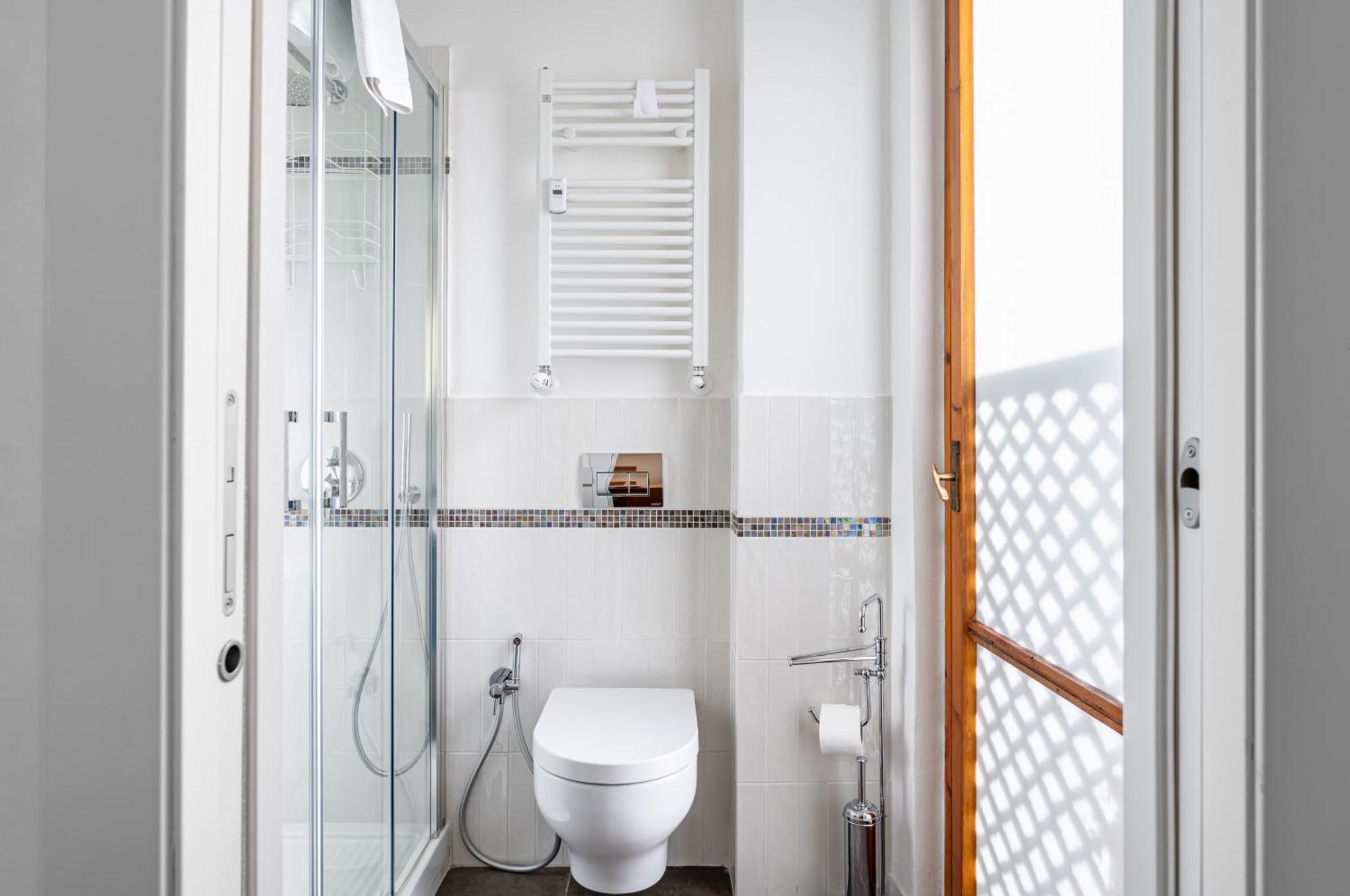 Visarno & University Roomy Flat X6 With Parking Флоренция Екстериор снимка