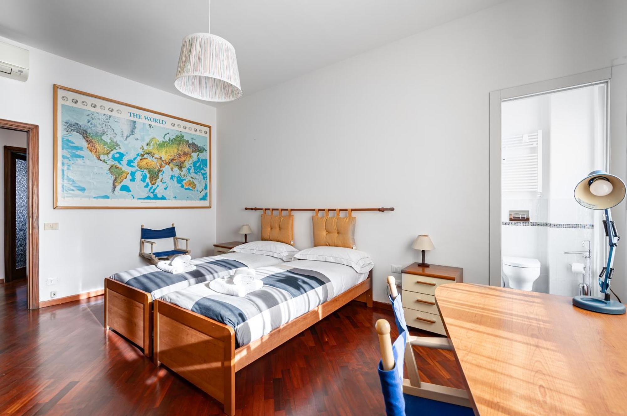 Visarno & University Roomy Flat X6 With Parking Флоренция Екстериор снимка
